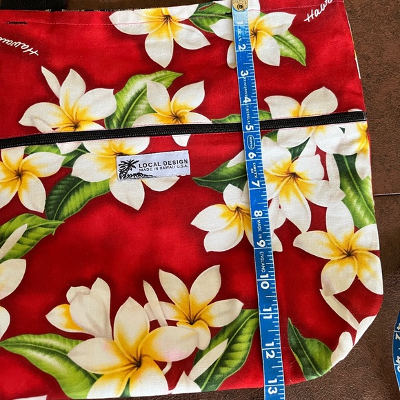 Made in Hawaii Reversible Fabric Tote Bag - Picture 11 of 13